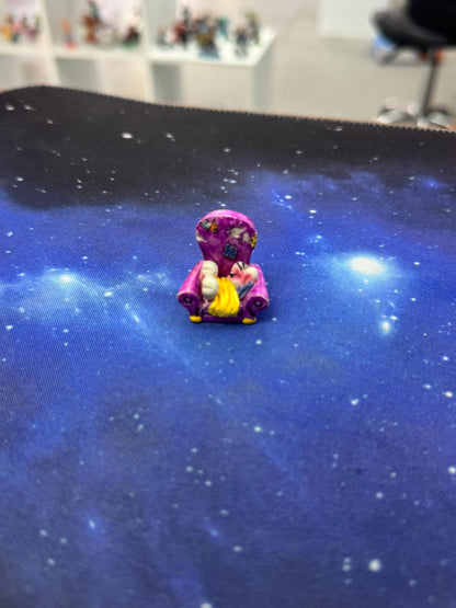 Diddl schläft auf Couch Sammelfigur