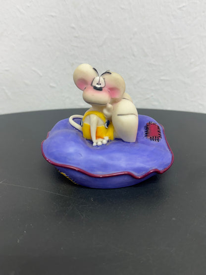 Diddl weiß mit gelber Latzhose Figur